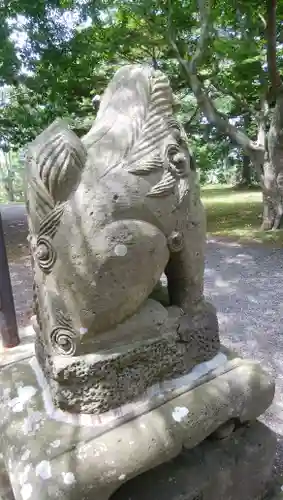 富川神社の狛犬