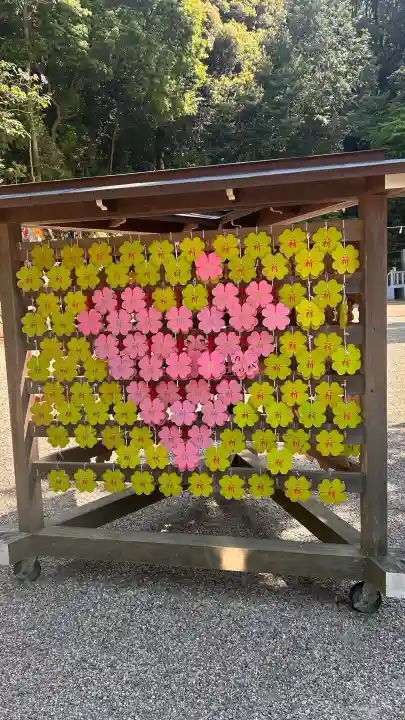 大縣神社の{uncategorized: "未分類", other: "その他", undefined: "問題あり", building: "その他建物", grave: "お墓", sacred_gate: "鳥居", guardian: "狛犬", statue: "像", buddha: "仏像", history: "歴史", nature: "自然", garden: "庭園", animal: "動物", pagoda: "塔", temizu: "手水舎", mountain_gate: "山門・神門", sanctuary: "本殿・本堂", subordinate: "末社・摂社", art: "芸術", scenery: "景色", jizo: "地蔵", ema: "絵馬", goshuin: "御朱印", omikuji: "おみくじ", items: "授与品その他", amulet: "お守り", goshuincho: "御朱印帳", eats: "食事", festival: "お祭り", votive_dance: "神楽", shichigosan: "七五三参", wedding: "結婚式", experience: "体験その他", initially: "初詣", around: "周辺", anti_infection: "感染症対策"}