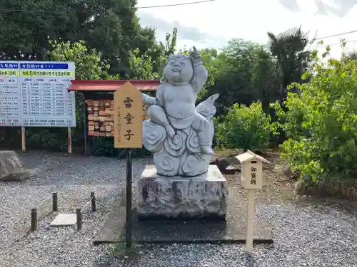 板倉雷電神社の像