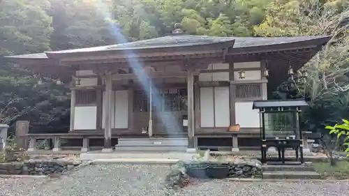 安房高野山妙音院の本殿・本堂