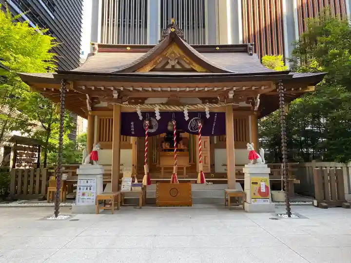 福徳神社(芽吹稲荷)の本殿・本堂