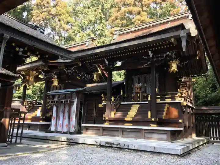 建部大社の本殿・本堂