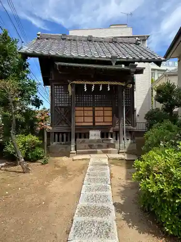 鹿見塚神社の{uncategorized: "未分類", other: "その他", undefined: "問題あり", building: "その他建物", grave: "お墓", sacred_gate: "鳥居", guardian: "狛犬", statue: "像", buddha: "仏像", history: "歴史", nature: "自然", garden: "庭園", animal: "動物", pagoda: "塔", temizu: "手水舎", mountain_gate: "山門・神門", sanctuary: "本殿・本堂", subordinate: "末社・摂社", art: "芸術", scenery: "景色", jizo: "地蔵", ema: "絵馬", goshuin: "御朱印", omikuji: "おみくじ", items: "授与品その他", amulet: "お守り", goshuincho: "御朱印帳", eats: "食事", festival: "お祭り", votive_dance: "神楽", shichigosan: "七五三参", wedding: "結婚式", experience: "体験その他", initially: "初詣", around: "周辺", anti_infection: "感染症対策"}