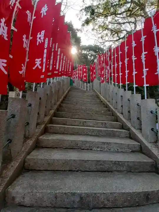 天照大神高座神社の{uncategorized: "未分類", other: "その他", undefined: "問題あり", building: "その他建物", grave: "お墓", sacred_gate: "鳥居", guardian: "狛犬", statue: "像", buddha: "仏像", history: "歴史", nature: "自然", garden: "庭園", animal: "動物", pagoda: "塔", temizu: "手水舎", mountain_gate: "山門・神門", sanctuary: "本殿・本堂", subordinate: "末社・摂社", art: "芸術", scenery: "景色", jizo: "地蔵", ema: "絵馬", goshuin: "御朱印", omikuji: "おみくじ", items: "授与品その他", amulet: "お守り", goshuincho: "御朱印帳", eats: "食事", festival: "お祭り", votive_dance: "神楽", shichigosan: "七五三参", wedding: "結婚式", experience: "体験その他", initially: "初詣", around: "周辺", anti_infection: "感染症対策"}