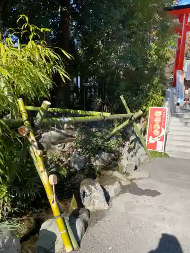 白笹稲荷神社の{uncategorized: "未分類", other: "その他", undefined: "問題あり", building: "その他建物", grave: "お墓", sacred_gate: "鳥居", guardian: "狛犬", statue: "像", buddha: "仏像", history: "歴史", nature: "自然", garden: "庭園", animal: "動物", pagoda: "塔", temizu: "手水舎", mountain_gate: "山門・神門", sanctuary: "本殿・本堂", subordinate: "末社・摂社", art: "芸術", scenery: "景色", jizo: "地蔵", ema: "絵馬", goshuin: "御朱印", omikuji: "おみくじ", items: "授与品その他", amulet: "お守り", goshuincho: "御朱印帳", eats: "食事", festival: "お祭り", votive_dance: "神楽", shichigosan: "七五三参", wedding: "結婚式", experience: "体験その他", initially: "初詣", around: "周辺", anti_infection: "感染症対策"}