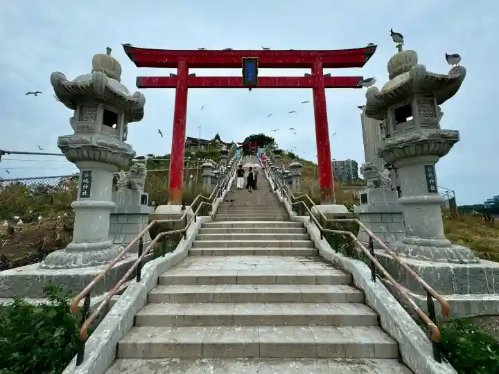 蕪嶋神社の{uncategorized: "未分類", other: "その他", undefined: "問題あり", building: "その他建物", grave: "お墓", sacred_gate: "鳥居", guardian: "狛犬", statue: "像", buddha: "仏像", history: "歴史", nature: "自然", garden: "庭園", animal: "動物", pagoda: "塔", temizu: "手水舎", mountain_gate: "山門・神門", sanctuary: "本殿・本堂", subordinate: "末社・摂社", art: "芸術", scenery: "景色", jizo: "地蔵", ema: "絵馬", goshuin: "御朱印", omikuji: "おみくじ", items: "授与品その他", amulet: "お守り", goshuincho: "御朱印帳", eats: "食事", festival: "お祭り", votive_dance: "神楽", shichigosan: "七五三参", wedding: "結婚式", experience: "体験その他", initially: "初詣", around: "周辺", anti_infection: "感染症対策"}
