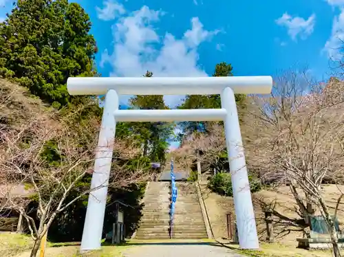 土津神社｜こどもと出世の神さまの鳥居