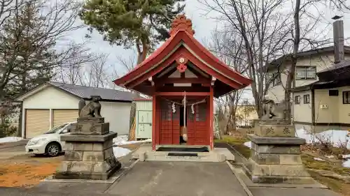 鷹栖神社の末社・摂社