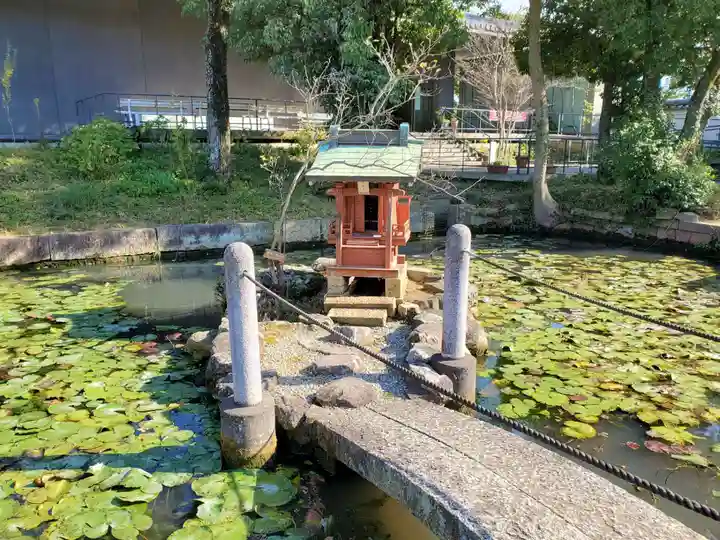鶴林寺の末社・摂社