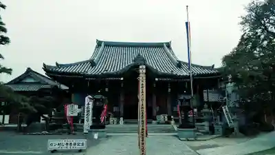 無量寺の本殿・本堂