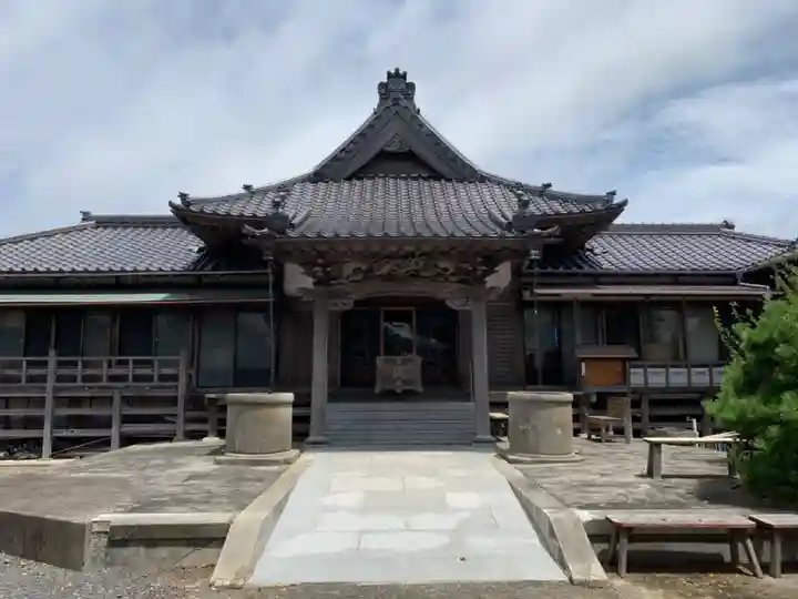 法蓮寺の本殿・本堂