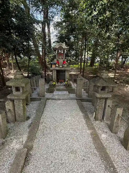 鴨都波神社の{uncategorized: "未分類", other: "その他", undefined: "問題あり", building: "その他建物", grave: "お墓", sacred_gate: "鳥居", guardian: "狛犬", statue: "像", buddha: "仏像", history: "歴史", nature: "自然", garden: "庭園", animal: "動物", pagoda: "塔", temizu: "手水舎", mountain_gate: "山門・神門", sanctuary: "本殿・本堂", subordinate: "末社・摂社", art: "芸術", scenery: "景色", jizo: "地蔵", ema: "絵馬", goshuin: "御朱印", omikuji: "おみくじ", items: "授与品その他", amulet: "お守り", goshuincho: "御朱印帳", eats: "食事", festival: "お祭り", votive_dance: "神楽", shichigosan: "七五三参", wedding: "結婚式", experience: "体験その他", initially: "初詣", around: "周辺", anti_infection: "感染症対策"}