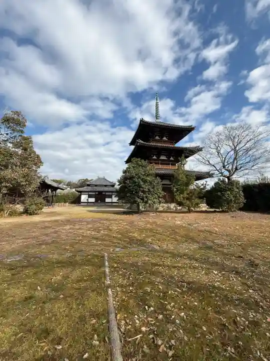 法起寺の{uncategorized: "未分類", other: "その他", undefined: "問題あり", building: "その他建物", grave: "お墓", sacred_gate: "鳥居", guardian: "狛犬", statue: "像", buddha: "仏像", history: "歴史", nature: "自然", garden: "庭園", animal: "動物", pagoda: "塔", temizu: "手水舎", mountain_gate: "山門・神門", sanctuary: "本殿・本堂", subordinate: "末社・摂社", art: "芸術", scenery: "景色", jizo: "地蔵", ema: "絵馬", goshuin: "御朱印", omikuji: "おみくじ", items: "授与品その他", amulet: "お守り", goshuincho: "御朱印帳", eats: "食事", festival: "お祭り", votive_dance: "神楽", shichigosan: "七五三参", wedding: "結婚式", experience: "体験その他", initially: "初詣", around: "周辺", anti_infection: "感染症対策"}