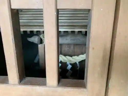 三峰神社の本殿・本堂