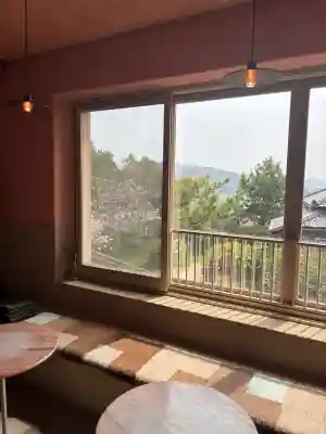 千光寺の{uncategorized: "未分類", other: "その他", undefined: "問題あり", building: "その他建物", grave: "お墓", sacred_gate: "鳥居", guardian: "狛犬", statue: "像", buddha: "仏像", history: "歴史", nature: "自然", garden: "庭園", animal: "動物", pagoda: "塔", temizu: "手水舎", mountain_gate: "山門・神門", sanctuary: "本殿・本堂", subordinate: "末社・摂社", art: "芸術", scenery: "景色", jizo: "地蔵", ema: "絵馬", goshuin: "御朱印", omikuji: "おみくじ", items: "授与品その他", amulet: "お守り", goshuincho: "御朱印帳", eats: "食事", festival: "お祭り", votive_dance: "神楽", shichigosan: "七五三参", wedding: "結婚式", experience: "体験その他", initially: "初詣", around: "周辺", anti_infection: "感染症対策"}