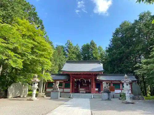 冨士御室浅間神社の本殿