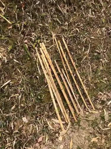 石上布都魂神社の建物その他