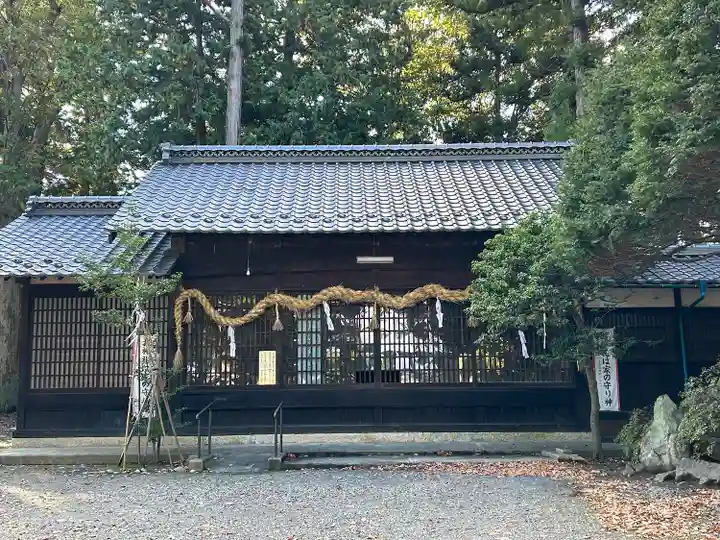 八幡社日吉社合殿(長野県)