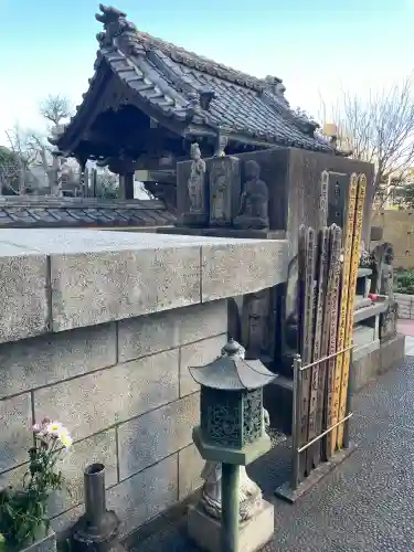 十方寺の{uncategorized: "未分類", other: "その他", undefined: "問題あり", building: "その他建物", grave: "お墓", sacred_gate: "鳥居", guardian: "狛犬", statue: "像", buddha: "仏像", history: "歴史", nature: "自然", garden: "庭園", animal: "動物", pagoda: "塔", temizu: "手水舎", mountain_gate: "山門・神門", sanctuary: "本殿・本堂", subordinate: "末社・摂社", art: "芸術", scenery: "景色", jizo: "地蔵", ema: "絵馬", goshuin: "御朱印", omikuji: "おみくじ", items: "授与品その他", amulet: "お守り", goshuincho: "御朱印帳", eats: "食事", festival: "お祭り", votive_dance: "神楽", shichigosan: "七五三参", wedding: "結婚式", experience: "体験その他", initially: "初詣", around: "周辺", anti_infection: "感染症対策"}
