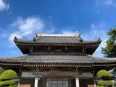 薬師院の本殿