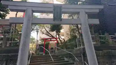 妻戀神社の鳥居