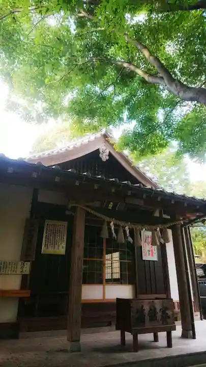 玉野御嶽神社の本殿・本堂