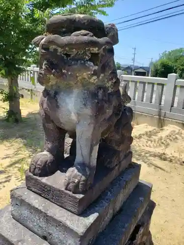 須田神社の狛犬