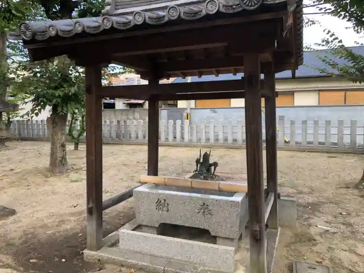 志貴縣主神社の手水舎
