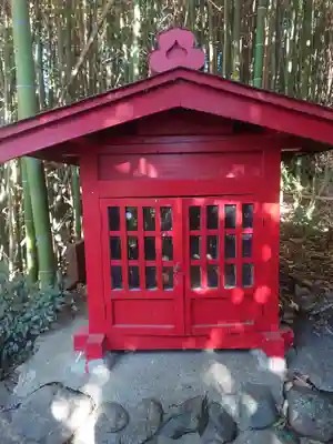 白乃大髪稲荷神社(神奈川県)
