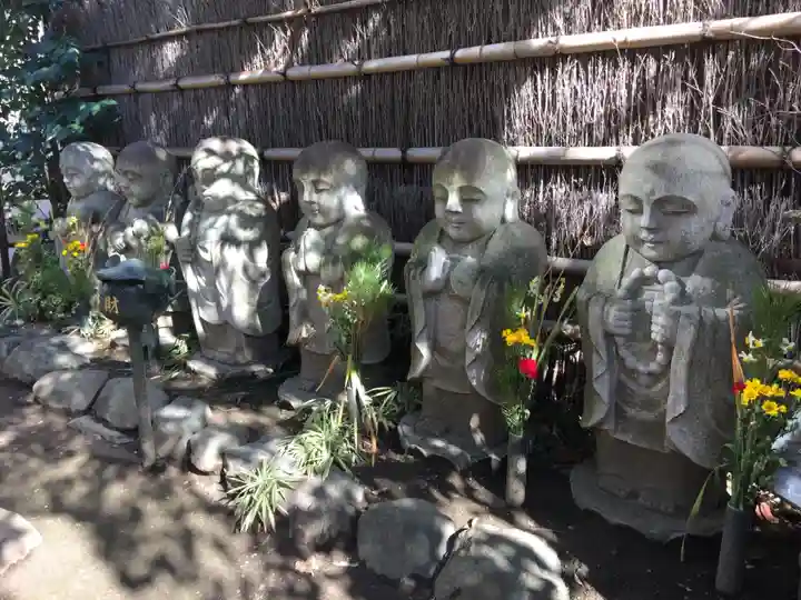 正寶院(飛不動尊)の地蔵