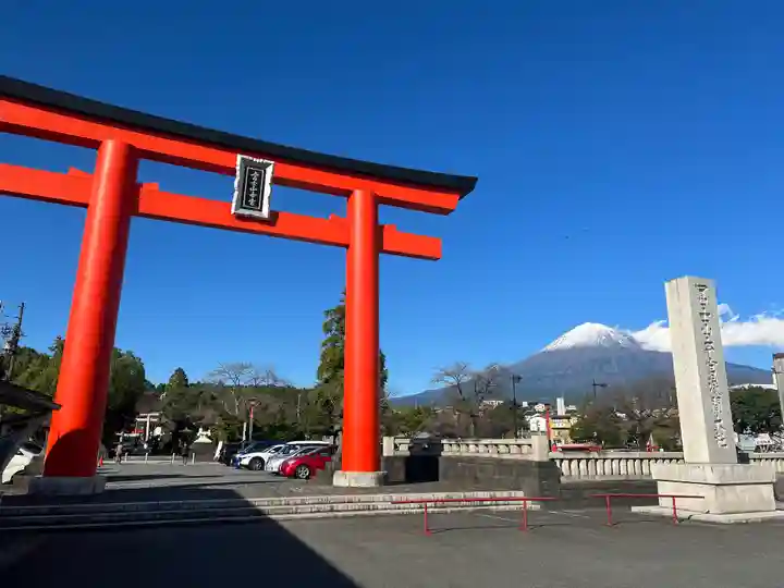 富士山本宮浅間大社の鳥居