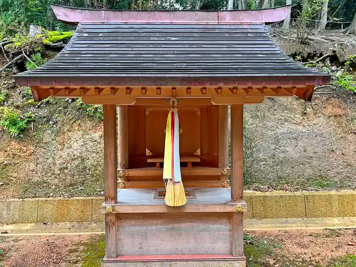 須部神社の末社・摂社