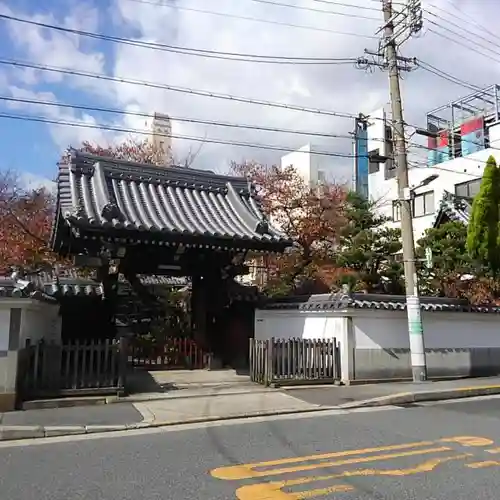 妙徳寺の山門