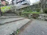 瀧之宮神社の{uncategorized: "未分類", other: "その他", undefined: "問題あり", building: "その他建物", grave: "お墓", sacred_gate: "鳥居", guardian: "狛犬", statue: "像", buddha: "仏像", history: "歴史", nature: "自然", garden: "庭園", animal: "動物", pagoda: "塔", temizu: "手水舎", mountain_gate: "山門・神門", sanctuary: "本殿・本堂", subordinate: "末社・摂社", art: "芸術", scenery: "景色", jizo: "地蔵", ema: "絵馬", goshuin: "御朱印", omikuji: "おみくじ", items: "授与品その他", amulet: "お守り", goshuincho: "御朱印帳", eats: "食事", festival: "お祭り", votive_dance: "神楽", shichigosan: "七五三参", wedding: "結婚式", experience: "体験その他", initially: "初詣", around: "周辺", anti_infection: "感染症対策"}