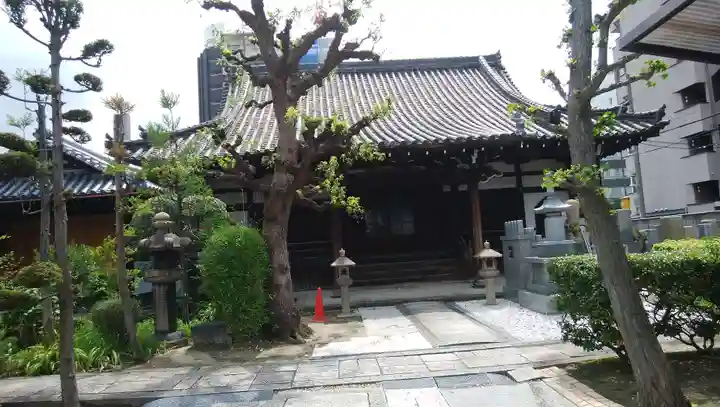 菩堤寺の本殿・本堂