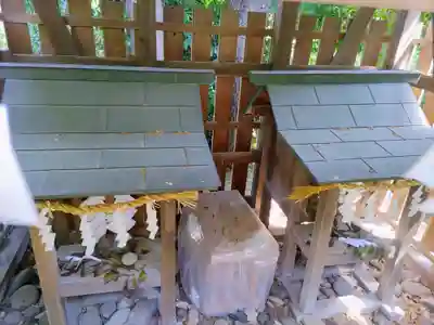 白龍社・白山社の本殿・本堂