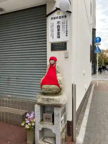 西蓮寺の{uncategorized: "未分類", other: "その他", undefined: "問題あり", building: "その他建物", grave: "お墓", sacred_gate: "鳥居", guardian: "狛犬", statue: "像", buddha: "仏像", history: "歴史", nature: "自然", garden: "庭園", animal: "動物", pagoda: "塔", temizu: "手水舎", mountain_gate: "山門・神門", sanctuary: "本殿・本堂", subordinate: "末社・摂社", art: "芸術", scenery: "景色", jizo: "地蔵", ema: "絵馬", goshuin: "御朱印", omikuji: "おみくじ", items: "授与品その他", amulet: "お守り", goshuincho: "御朱印帳", eats: "食事", festival: "お祭り", votive_dance: "神楽", shichigosan: "七五三参", wedding: "結婚式", experience: "体験その他", initially: "初詣", around: "周辺", anti_infection: "感染症対策"}