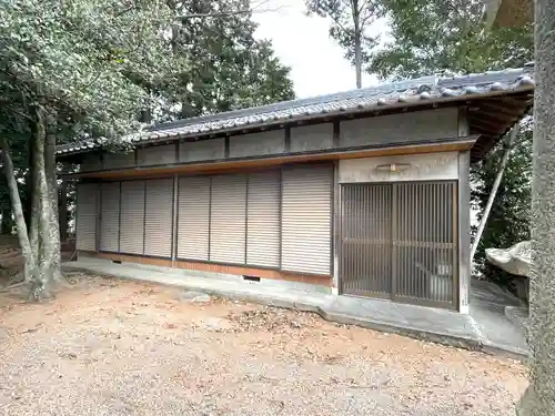 八柱神社の建物その他