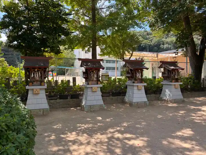 生瀬皇太神社の末社・摂社