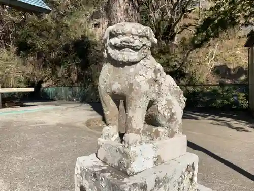 熊野神社の狛犬