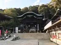 由加山 由加神社本宮の本殿・本堂