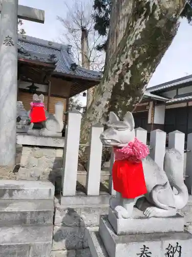 瀬古口稲荷神社の{uncategorized: "未分類", other: "その他", undefined: "問題あり", building: "その他建物", grave: "お墓", sacred_gate: "鳥居", guardian: "狛犬", statue: "像", buddha: "仏像", history: "歴史", nature: "自然", garden: "庭園", animal: "動物", pagoda: "塔", temizu: "手水舎", mountain_gate: "山門・神門", sanctuary: "本殿・本堂", subordinate: "末社・摂社", art: "芸術", scenery: "景色", jizo: "地蔵", ema: "絵馬", goshuin: "御朱印", omikuji: "おみくじ", items: "授与品その他", amulet: "お守り", goshuincho: "御朱印帳", eats: "食事", festival: "お祭り", votive_dance: "神楽", shichigosan: "七五三参", wedding: "結婚式", experience: "体験その他", initially: "初詣", around: "周辺", anti_infection: "感染症対策"}