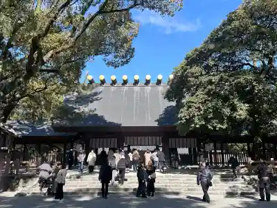 熱田神宮の{uncategorized: "未分類", other: "その他", undefined: "問題あり", building: "その他建物", grave: "お墓", sacred_gate: "鳥居", guardian: "狛犬", statue: "像", buddha: "仏像", history: "歴史", nature: "自然", garden: "庭園", animal: "動物", pagoda: "塔", temizu: "手水舎", mountain_gate: "山門・神門", sanctuary: "本殿・本堂", subordinate: "末社・摂社", art: "芸術", scenery: "景色", jizo: "地蔵", ema: "絵馬", goshuin: "御朱印", omikuji: "おみくじ", items: "授与品その他", amulet: "お守り", goshuincho: "御朱印帳", eats: "食事", festival: "お祭り", votive_dance: "神楽", shichigosan: "七五三参", wedding: "結婚式", experience: "体験その他", initially: "初詣", around: "周辺", anti_infection: "感染症対策"}