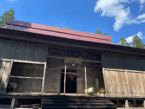 本道寺口之宮湯殿山神社の{uncategorized: "未分類", other: "その他", undefined: "問題あり", building: "その他建物", grave: "お墓", sacred_gate: "鳥居", guardian: "狛犬", statue: "像", buddha: "仏像", history: "歴史", nature: "自然", garden: "庭園", animal: "動物", pagoda: "塔", temizu: "手水舎", mountain_gate: "山門・神門", sanctuary: "本殿・本堂", subordinate: "末社・摂社", art: "芸術", scenery: "景色", jizo: "地蔵", ema: "絵馬", goshuin: "御朱印", omikuji: "おみくじ", items: "授与品その他", amulet: "お守り", goshuincho: "御朱印帳", eats: "食事", festival: "お祭り", votive_dance: "神楽", shichigosan: "七五三参", wedding: "結婚式", experience: "体験その他", initially: "初詣", around: "周辺", anti_infection: "感染症対策"}