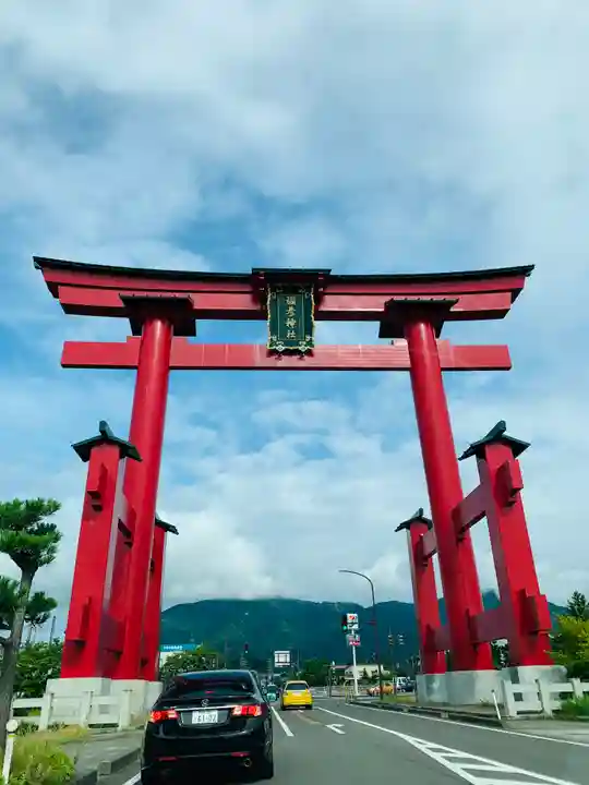 彌彦神社(新潟県)