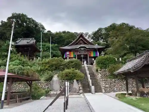 埼玉厄除け開運大師・龍泉寺（切り絵御朱印発祥の寺）のその他建物