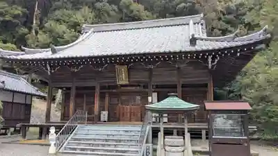 繁多寺の本殿・本堂