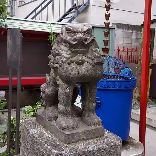 八幡神社の狛犬