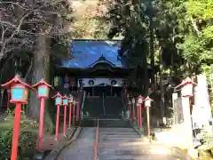 満願寺の本殿