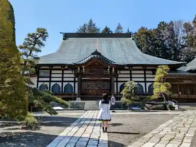 嶺頭院の本殿・本堂